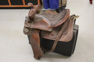 Saddle