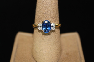  Diamond and Blue Sapphire Ring