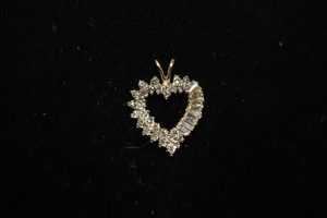  14k Gold Diamond Heart Pendant