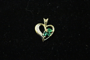  Emerald Heart Pendant