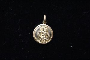  18kt Yellow Gold St. Christopher Pendant