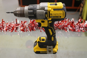 Dewalt DCD996