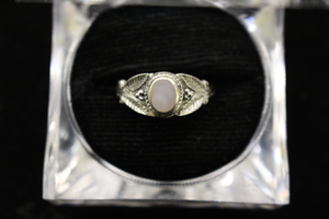  Oval Moonstone with Leaf Design