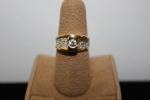  14kt Gold Cluster Ring 