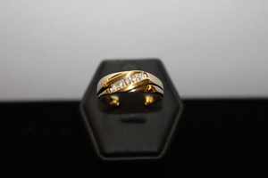  10kt Yellow Gold Diamond Ring Band