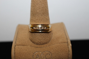  10kt Yellow Gold Diamond Band 