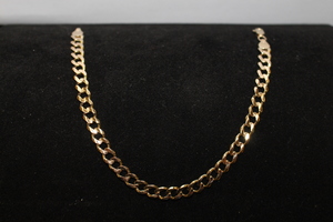  Classic 10kt Gold Curb Link Bracelet
