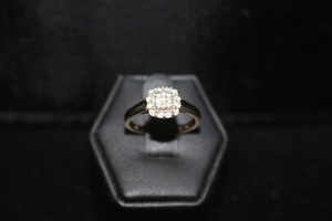  10kt Yellow Gold Cluster Ring