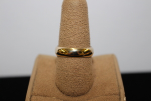  10kt Yellow Gold Band