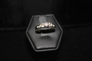  14kt White Gold Diamond Ring